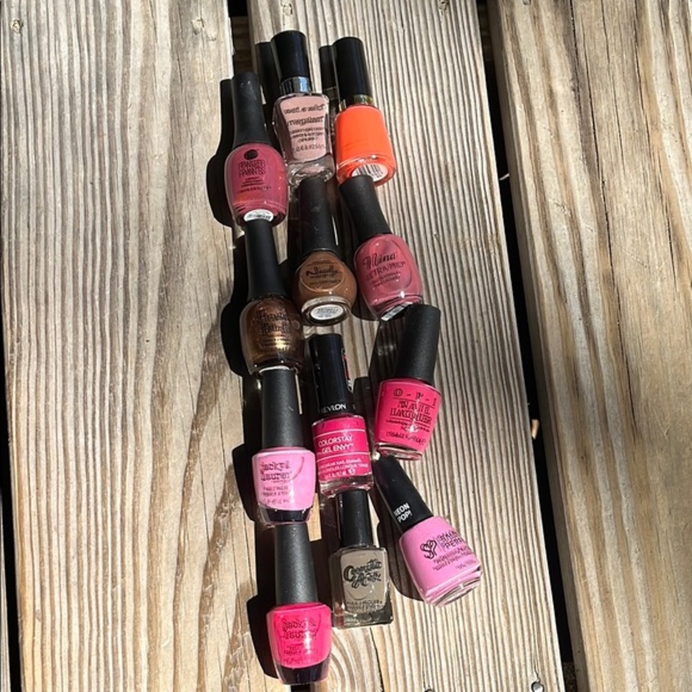 Colorful Nail Polish Set